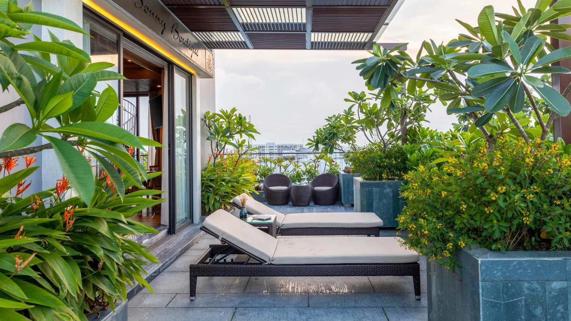 Bonny Boutique Hotel Da Nang