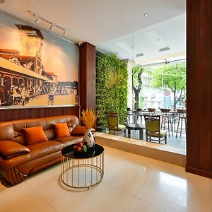 Cherry Hotel- Near Opera House 호텔 호치민