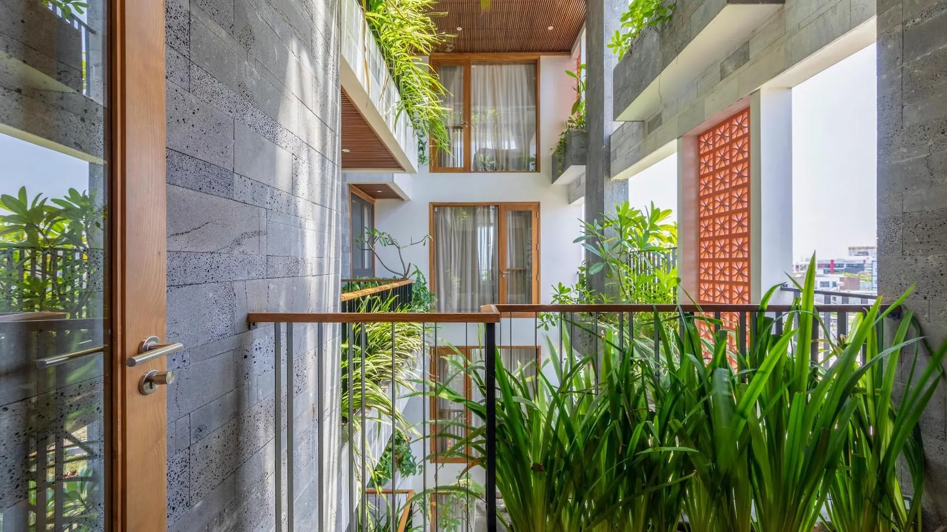 Bonny Boutique Hotel Da Nang